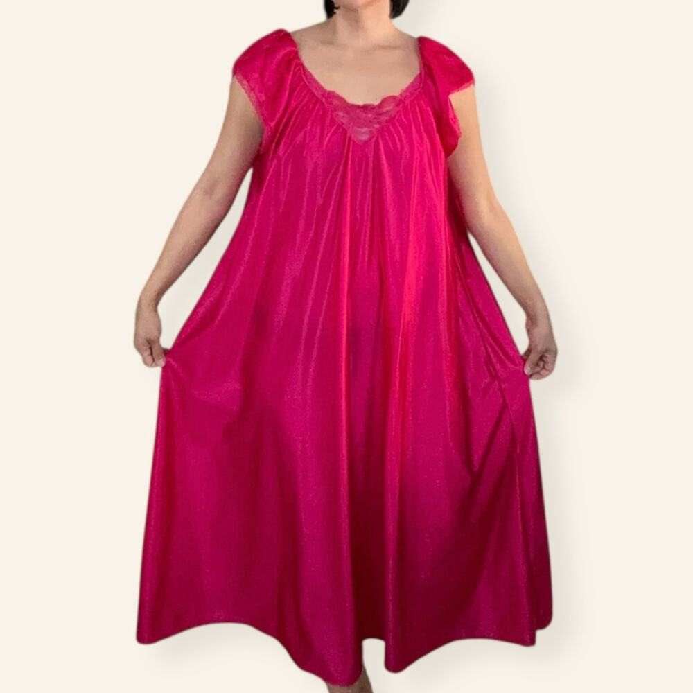 Pink fuchsia full length sleeping dress size large nightgown